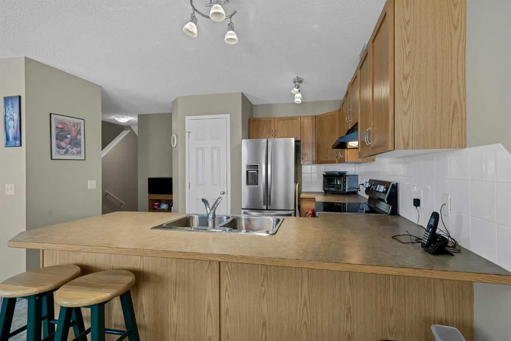 1302, 800 Yankee Valley Boulevard SE, Airdrie — photo 3 of 26