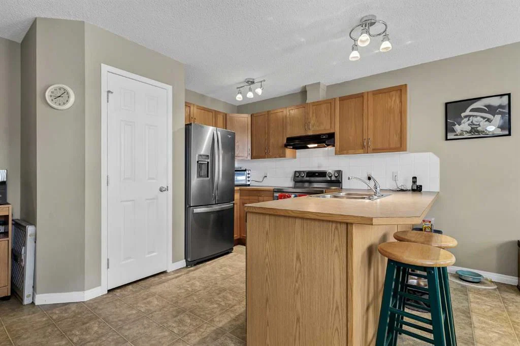 1302, 800 Yankee Valley Boulevard SE, Airdrie — photo 4 of 26