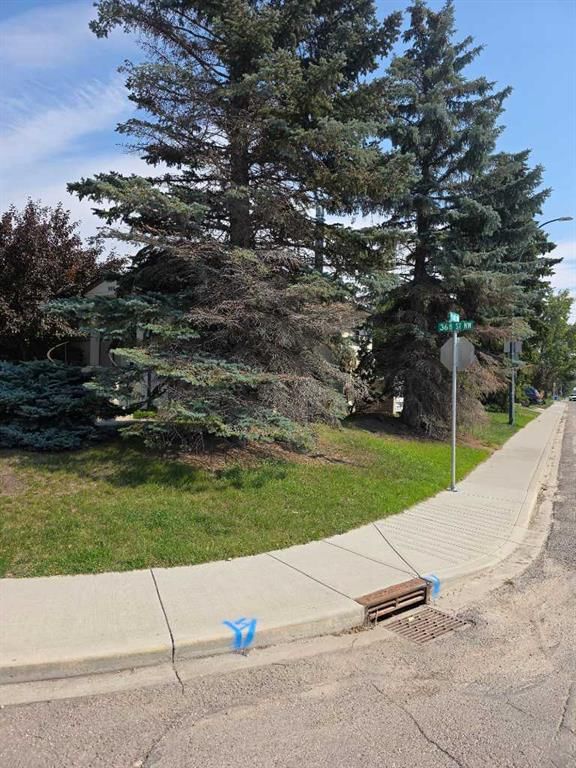 3750 7 Avenue NW, Calgary — photo 4 of 5