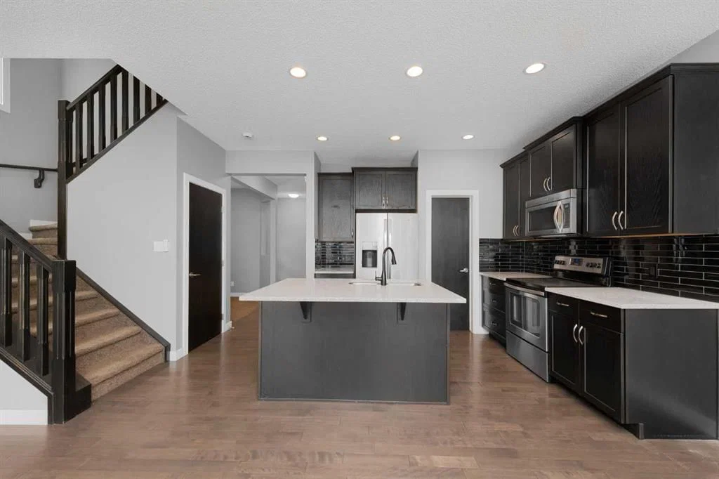 157 Walden Park SE, Calgary — photo 5 of 40