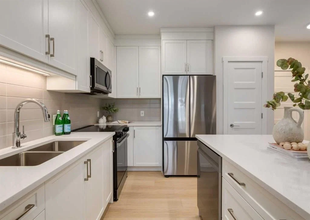 1203, 81 Arbour Lake View NW, Calgary — photo 4 of 22