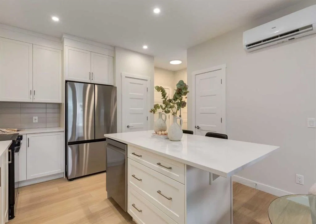 1203, 81 Arbour Lake View NW, Calgary — photo 5 of 22