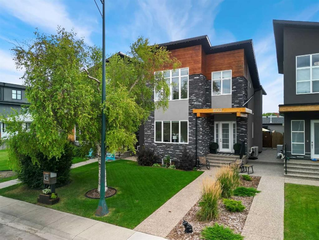 809 20A Avenue NE, Calgary — main listing photo