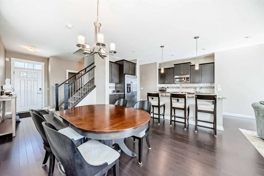 46 Nolanfield Road NW, Calgary — photo 4 of 40