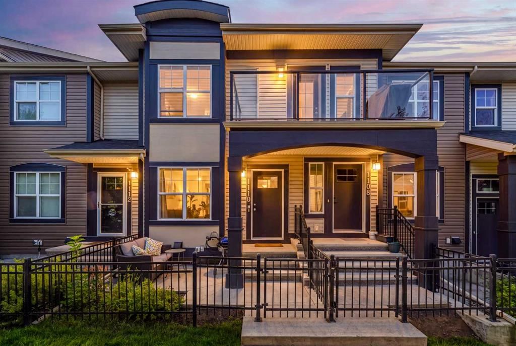 1110 Mckenzie Towne Row SE, Calgary — main listing photo
