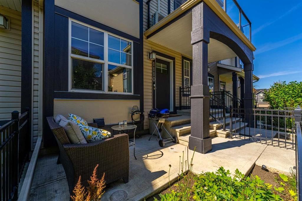 1110 Mckenzie Towne Row SE, Calgary — photo 3 of 26