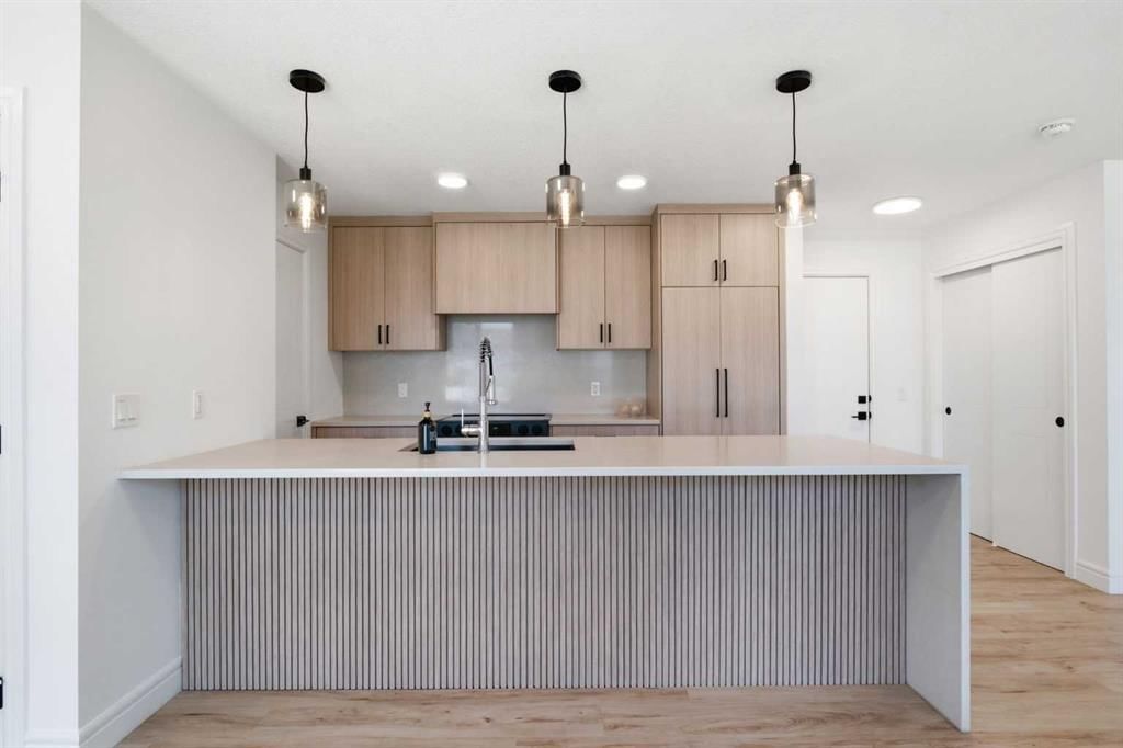 304, 4270 Norford Avenue NW, Calgary — photo 5 of 50