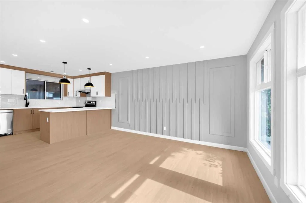 219 Falwood Way NE, Calgary — photo 3 of 32