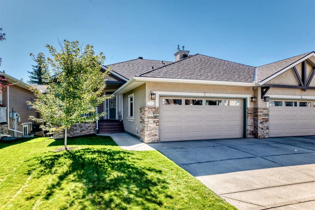 15 Discovery Woods Villas SW, Calgary — photo 2 of 49