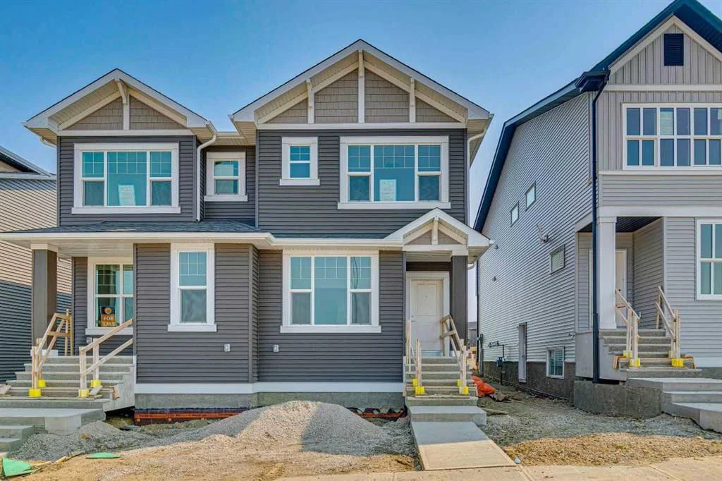 186 Aquila Grove NW, Calgary — main listing photo
