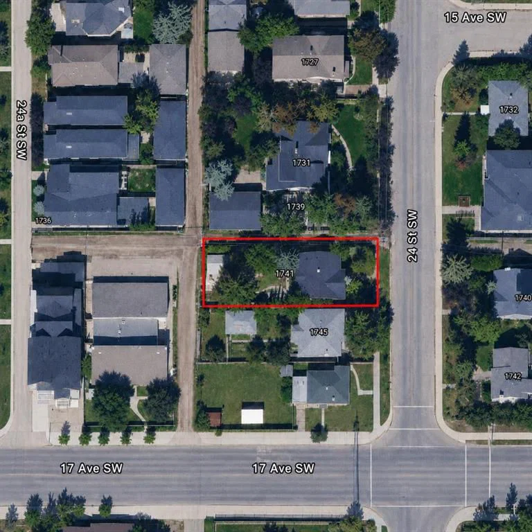 1741 24 Street SW, Calgary — photo 2 of 45