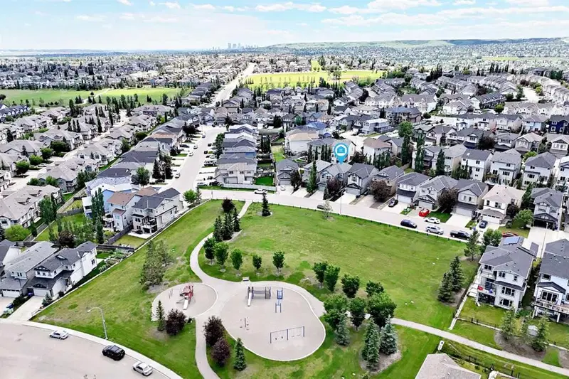 144 Pantego Close NW, Calgary — main listing photo