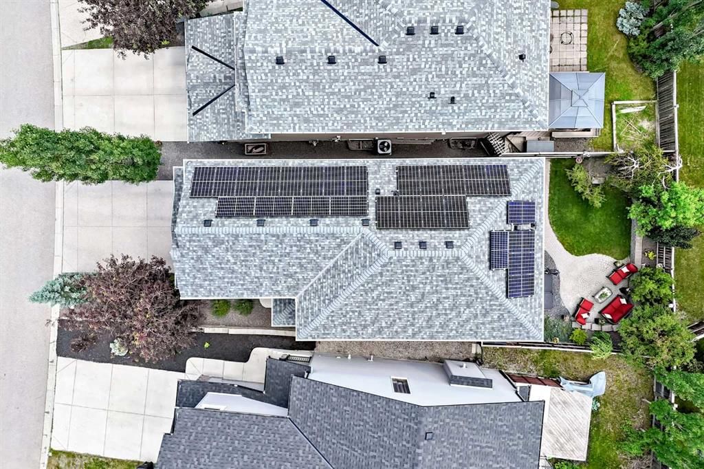 144 Pantego Close NW, Calgary — photo 3 of 49