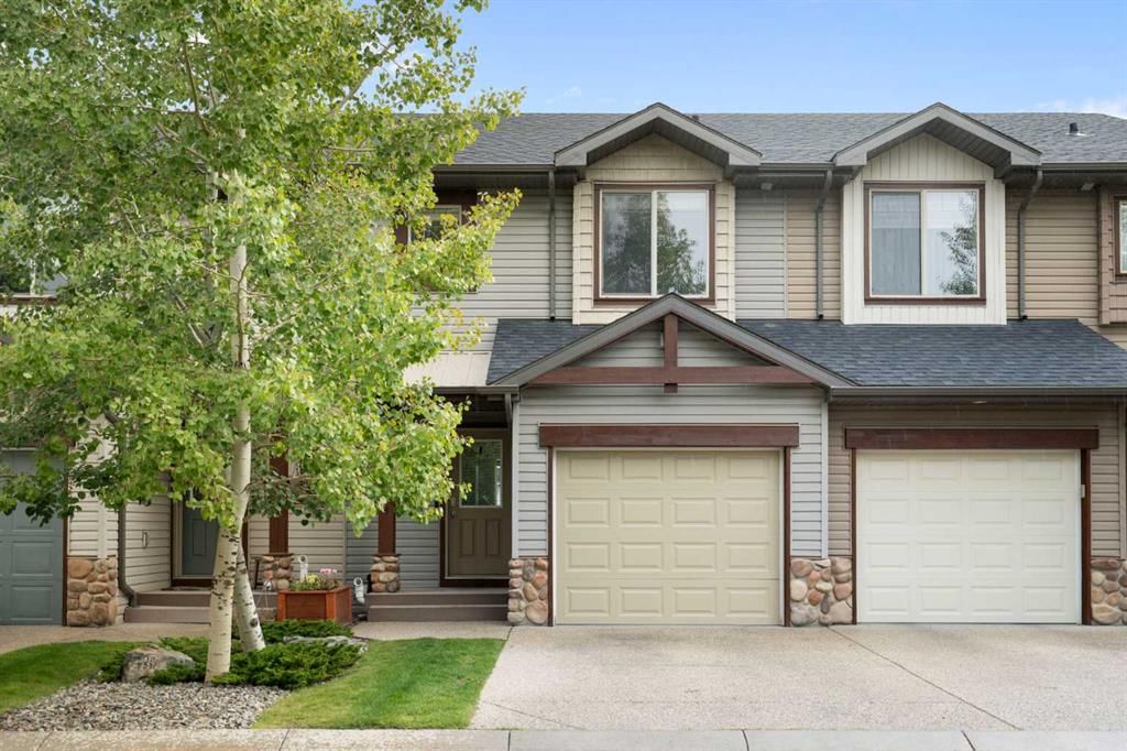 118, 413 River Avenue, Cochrane — photo 2 of 34