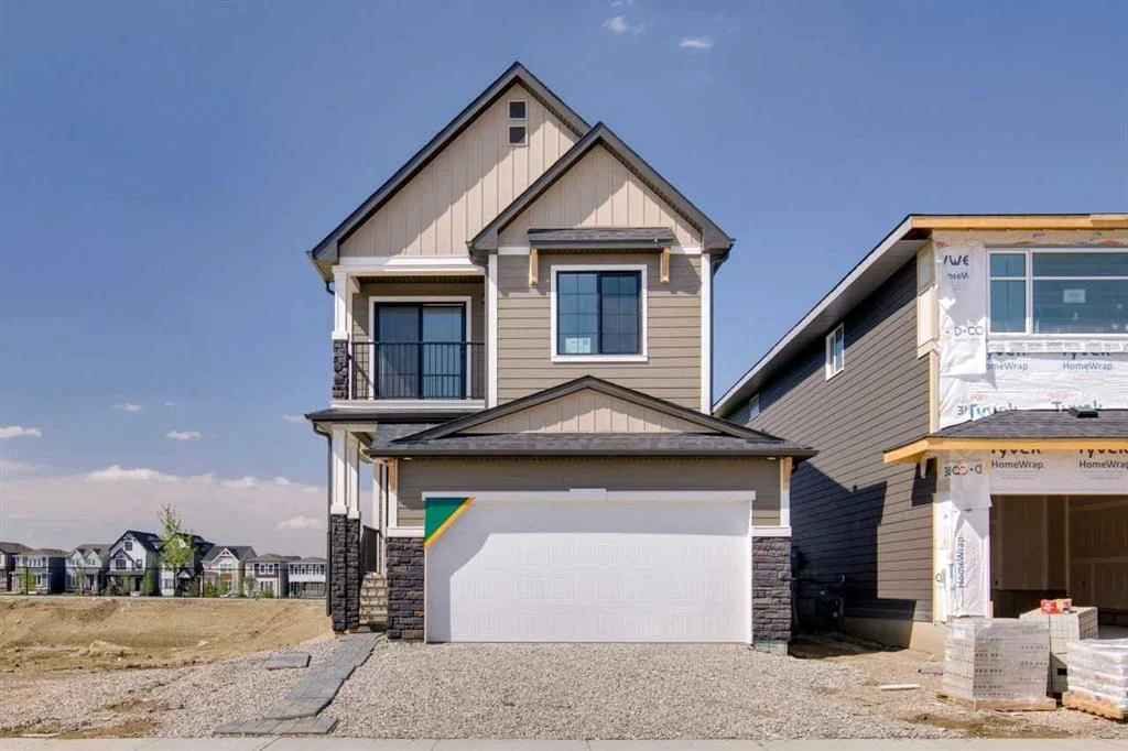 434 Bighorn Avenue SW, Calgary — main listing photo