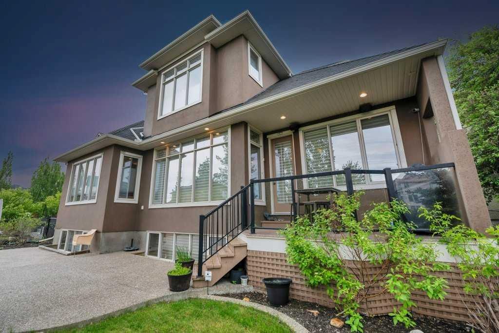 377 Evergreen Circle SW, Calgary — photo 2 of 50