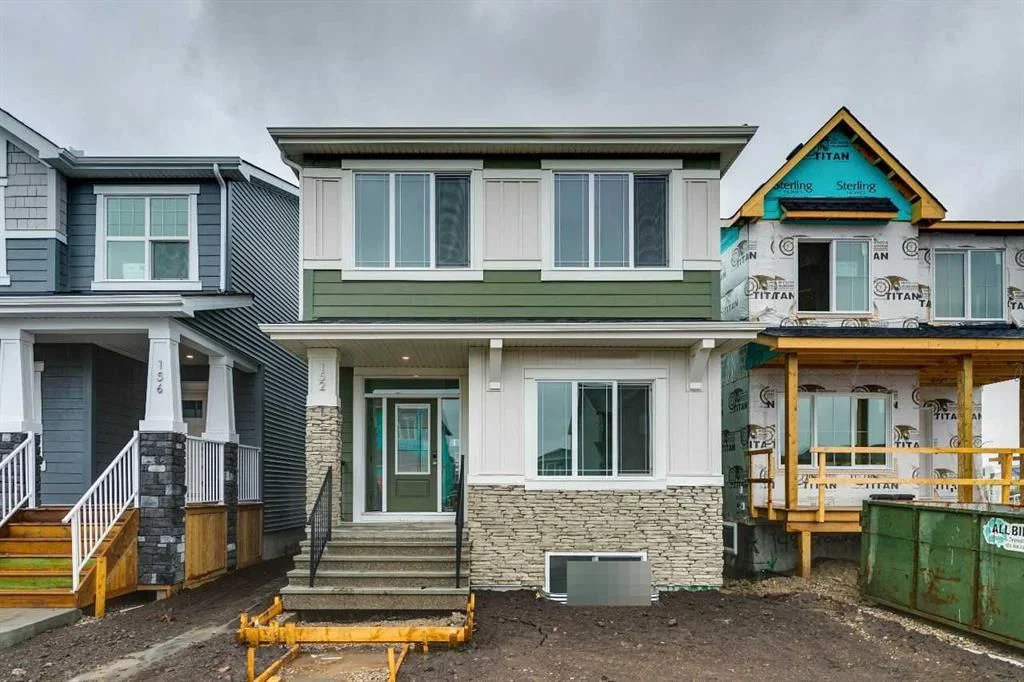 152 Snowberry Common SE, Calgary — photo 2 of 47