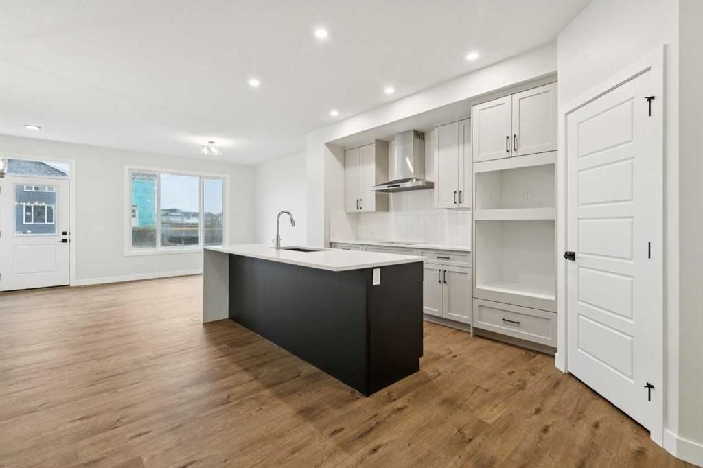 152 Snowberry Common SE, Calgary — photo 4 of 47