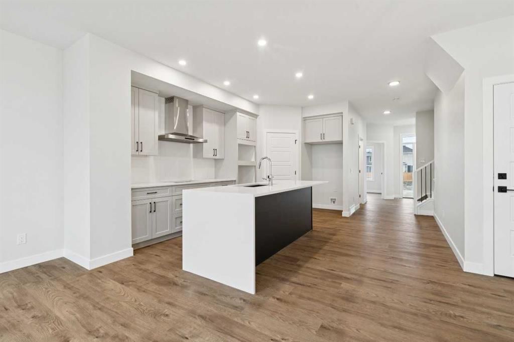 152 Snowberry Common SE, Calgary — photo 5 of 47