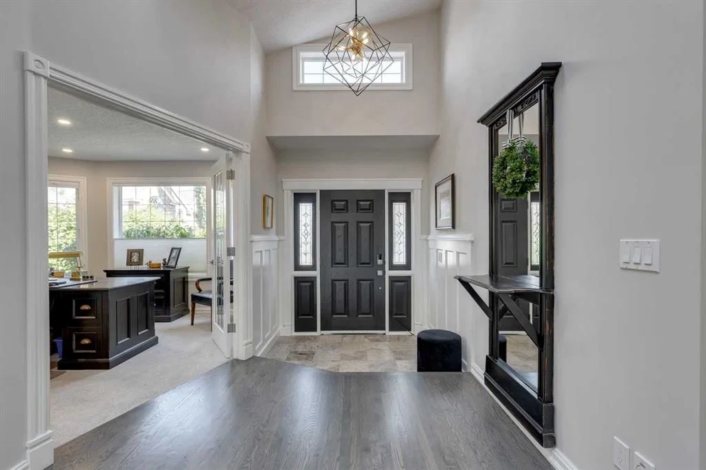 6 Patterson Close SW, Calgary — photo 2 of 46