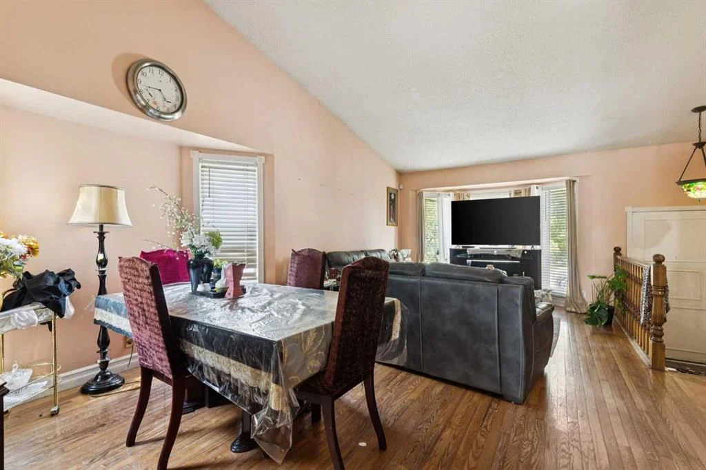 111 Riverbrook Road SE, Calgary — photo 4 of 47