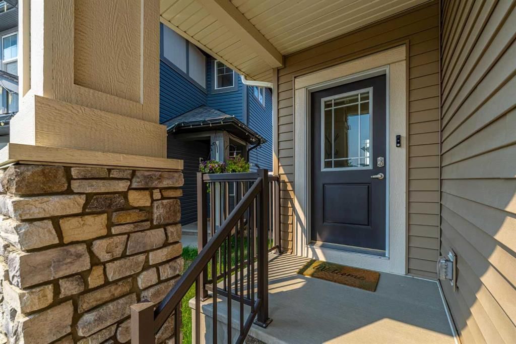 1161 Chinook Gate Bay SW, Airdrie — photo 4 of 45