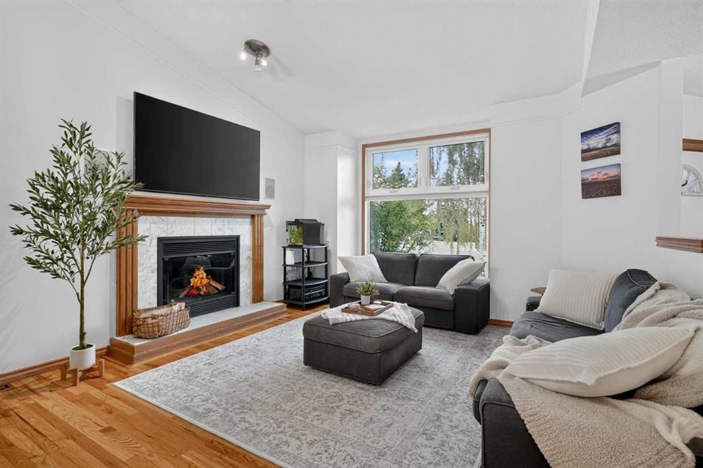 989 Macewan Valley Road NW, Calgary — photo 3 of 30