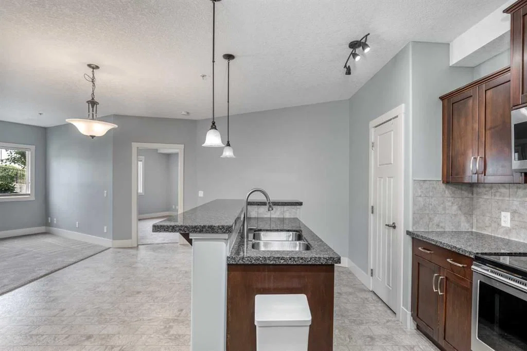 117, 77 George Fox Trail W, Cochrane — photo 5 of 26