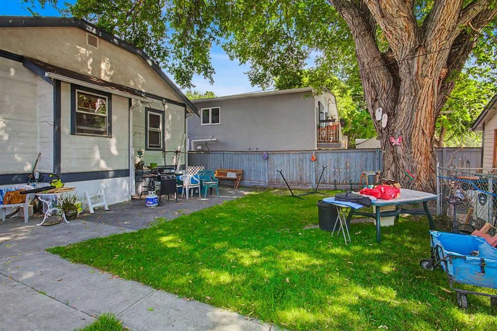 121 10 Avenue NE, Calgary — photo 5 of 32