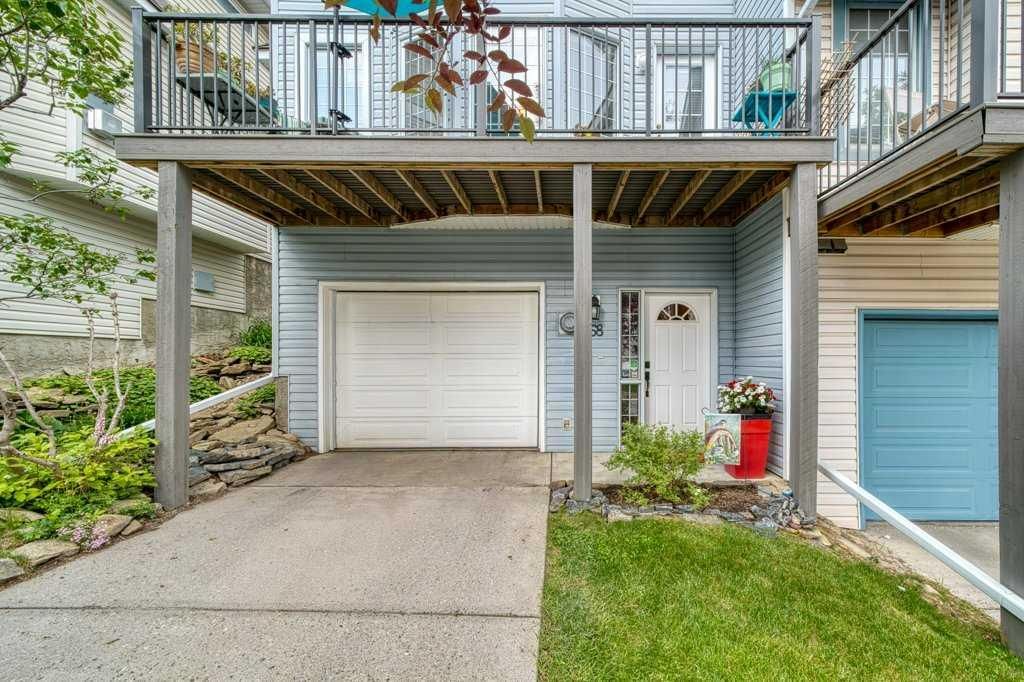 68 Patina Point SW, Calgary — photo 3 of 38