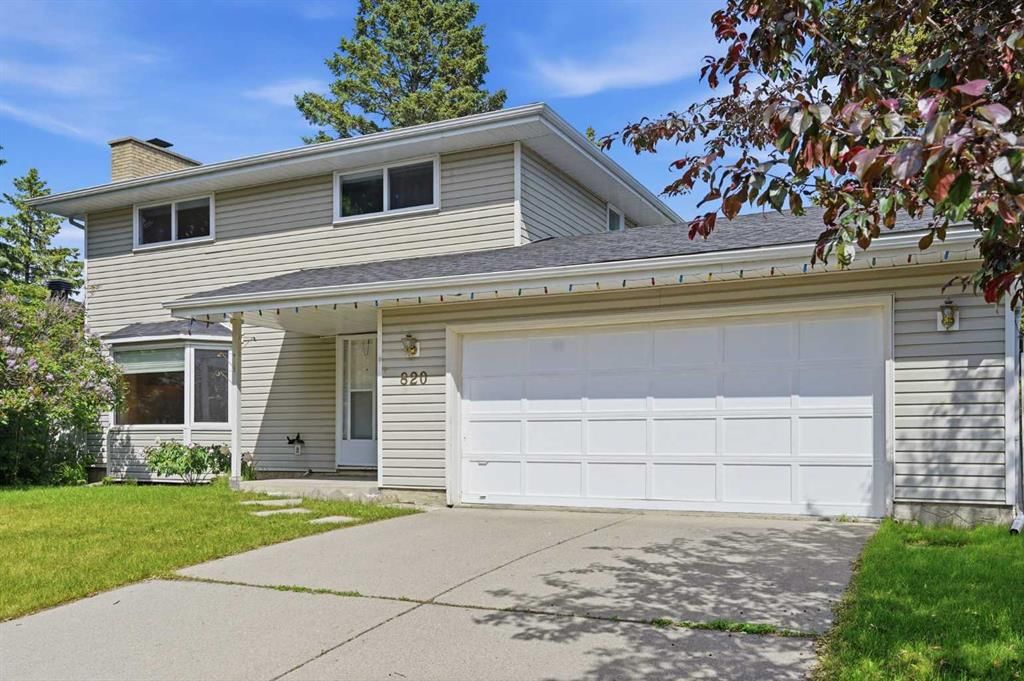 820 Canford Crescent SW, Calgary — main listing photo