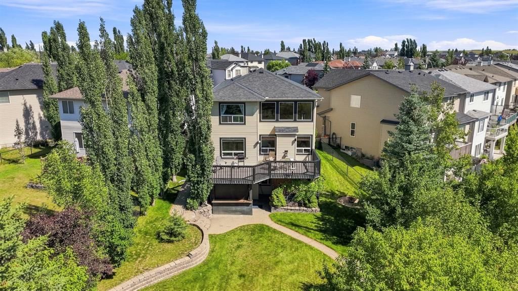 230 Panamount Grove NW, Calgary — photo 2 of 38