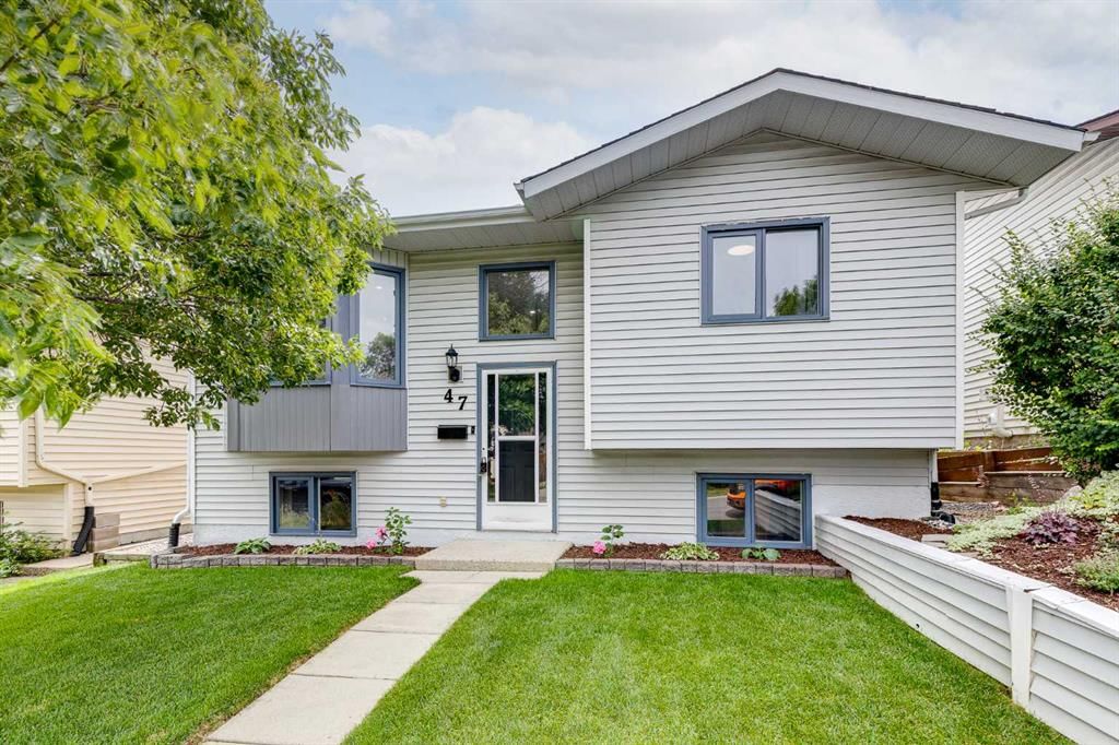 47 Macewan Meadow Link NW, Calgary — main listing photo
