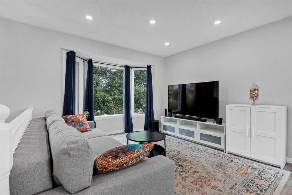 47 Macewan Meadow Link NW, Calgary — photo 4 of 34