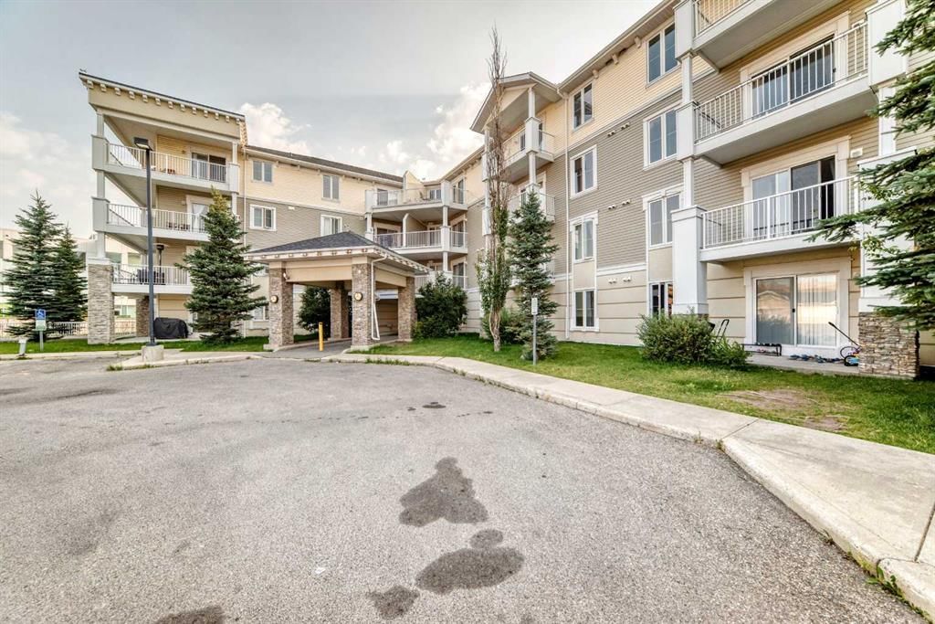 1412, 1140 Taradale Drive NE, Calgary — photo 3 of 34