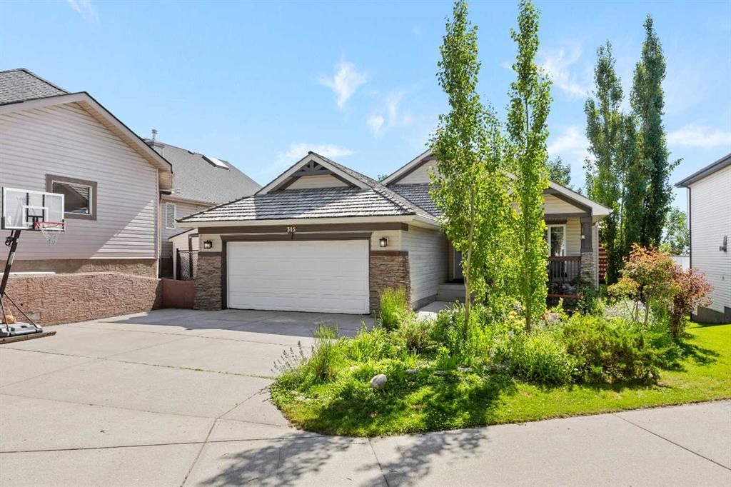 315 Rocky Ridge Bay NW, Calgary — photo 3 of 47
