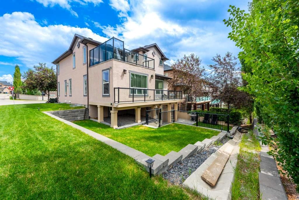 35 Aspen Stone Way SW, Calgary — photo 3 of 50