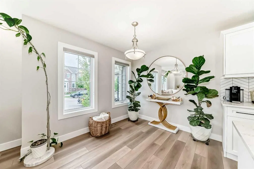8 Yorkville Link SW, Calgary — photo 5 of 22