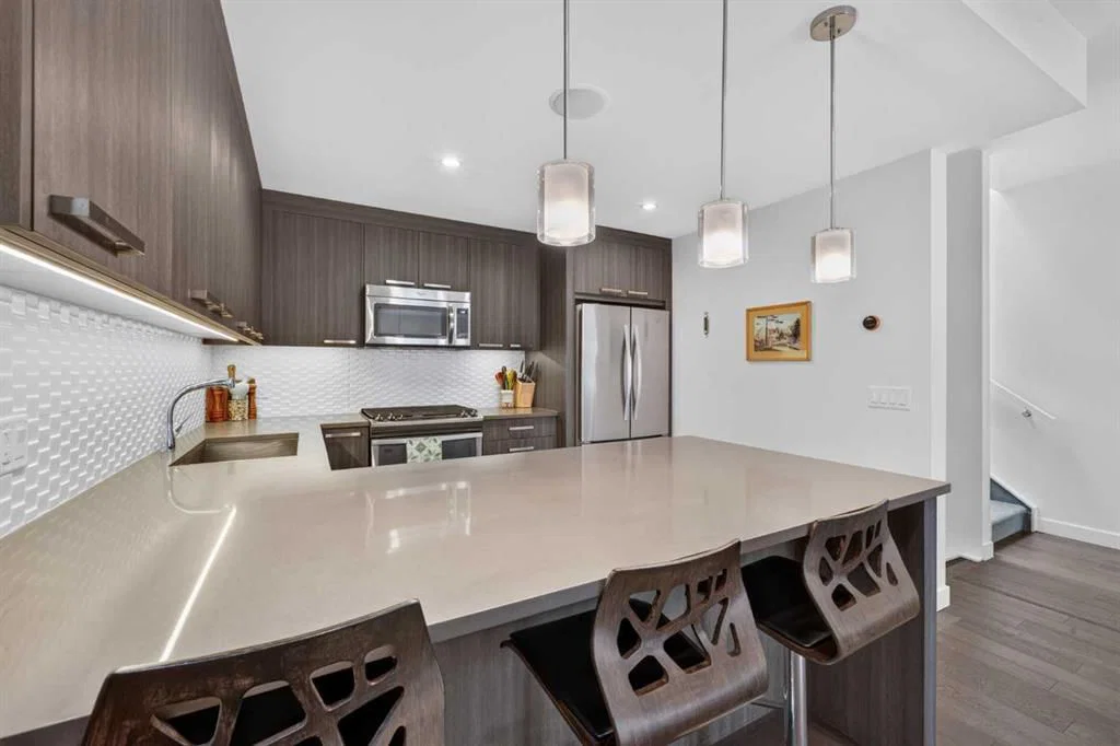 2, 1810 Kensington Road NW, Calgary — photo 5 of 44