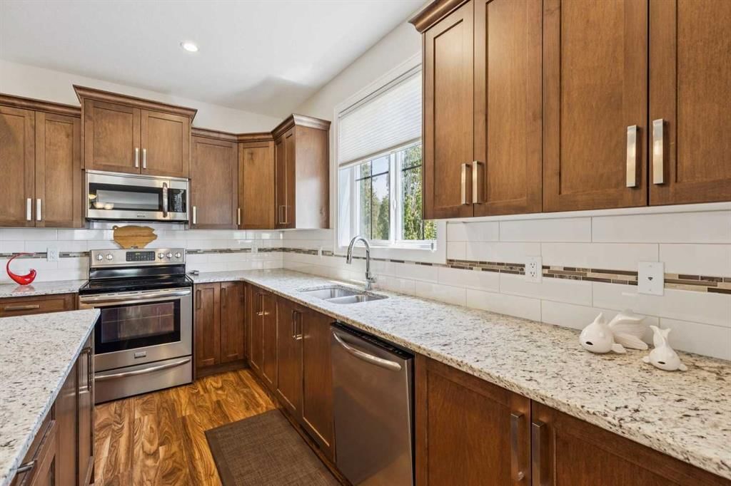 102 Cooperswood Place SW, Airdrie — photo 3 of 34