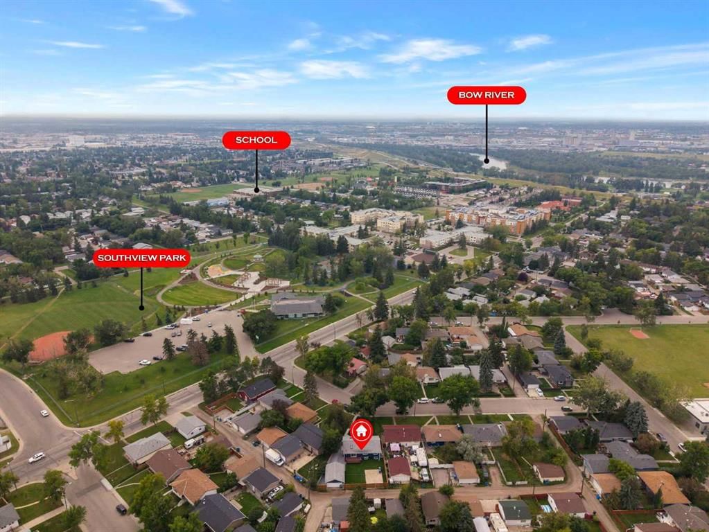 2524 Southwood Drive SE, Calgary — photo 3 of 41