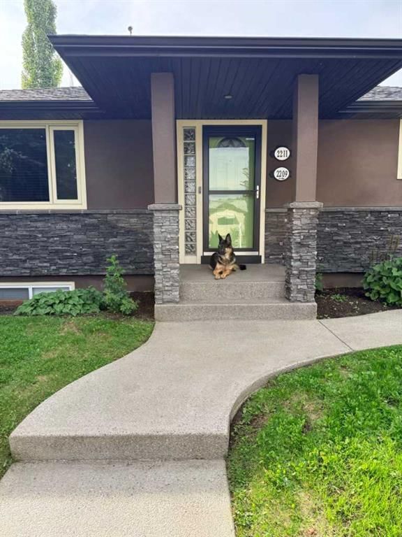 2211 45 Street SE, Calgary — photo 2 of 49
