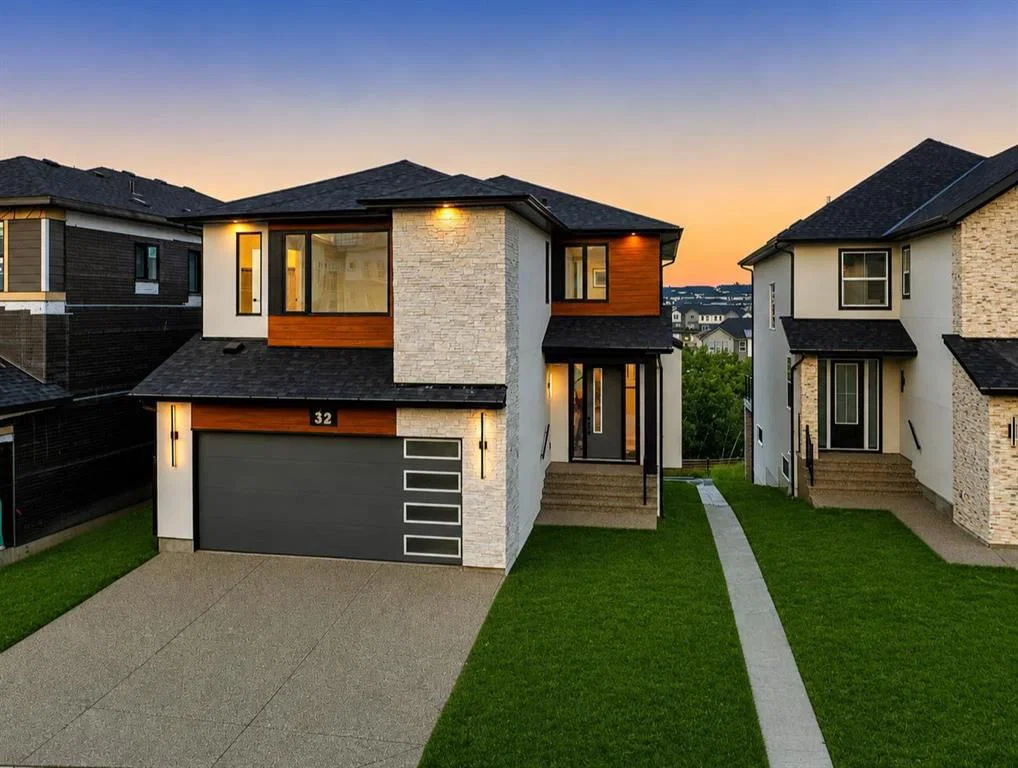 32 Spring Creek Point SW, Calgary — photo 3 of 50