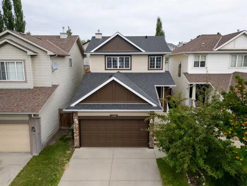 170 Tusslewood Drive NW, Calgary — main listing photo