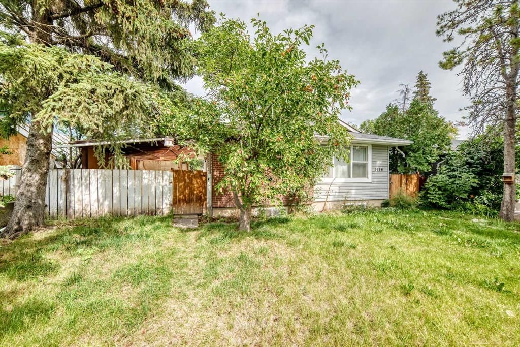 5116 Forego Avenue, Calgary — photo 2 of 34