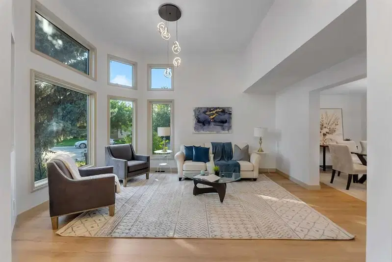 12 Diamond Terrace SE, Calgary — photo 4 of 42