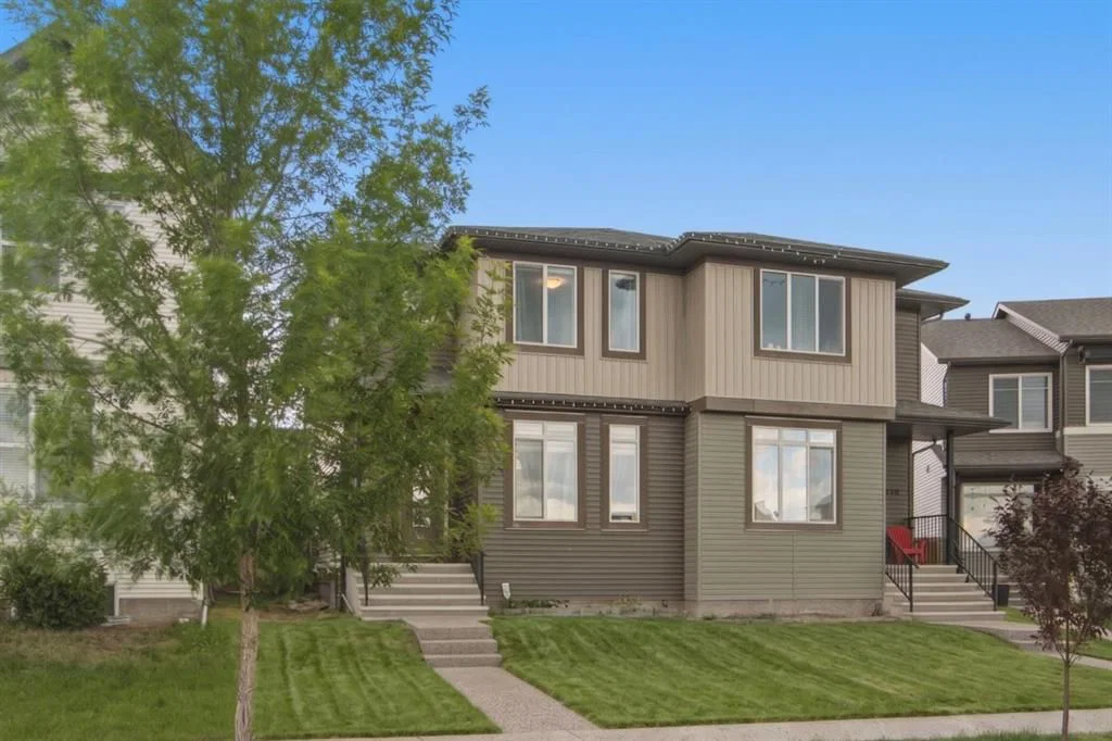224 Savanna Road NE, Calgary — photo 2 of 36