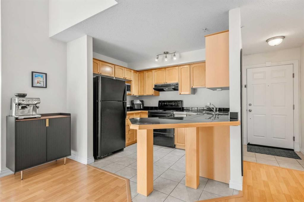 407, 1631 28 Avenue SW, Calgary — photo 5 of 41