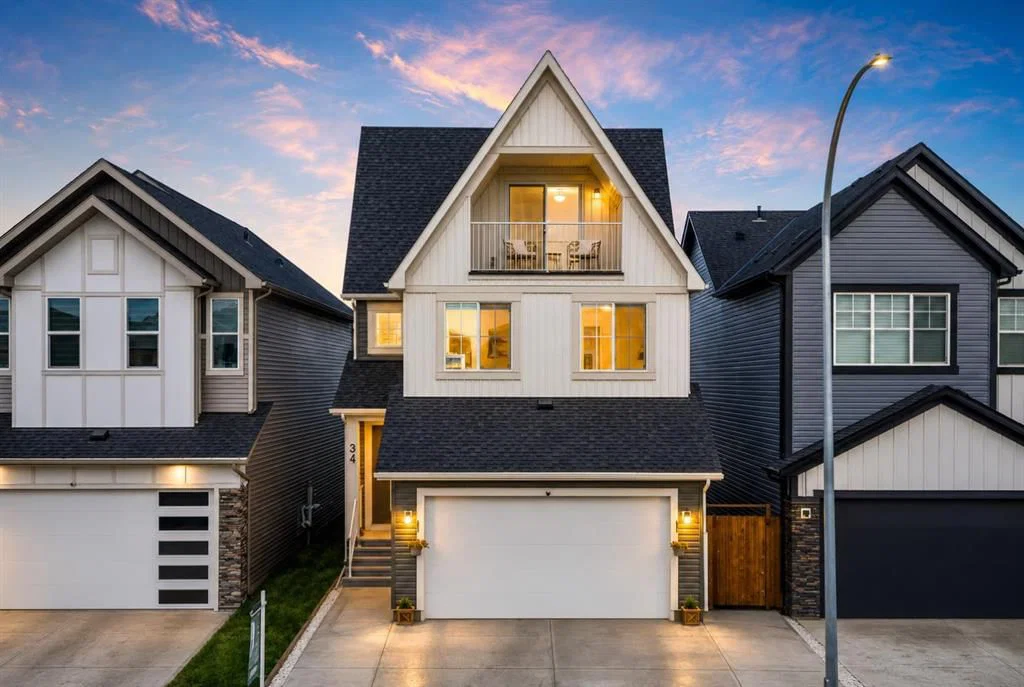 34 Belvedere Green SE, Calgary — main listing photo