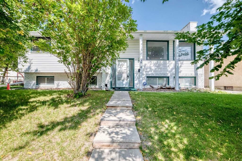 4408 Dalhart Road NW, Calgary — main listing photo